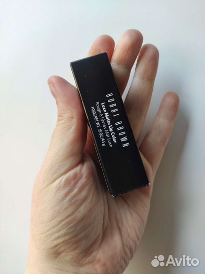 Помада Bobbi Brown матовая
