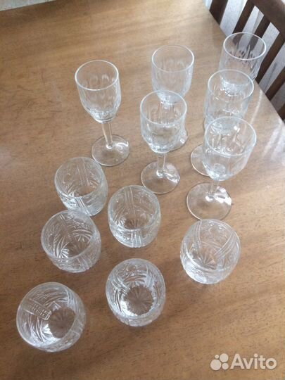 Фужеры из богемского хрусталя и стопки СССР