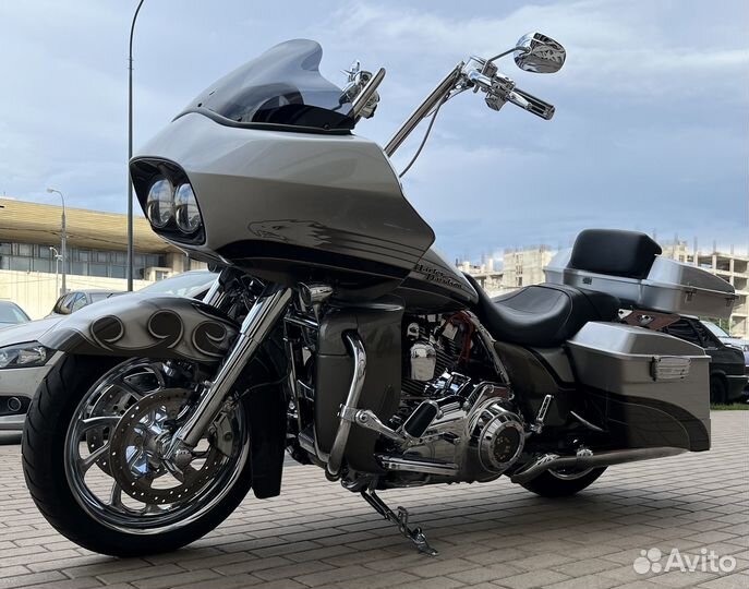 CVO Road Glide (15,478 км)