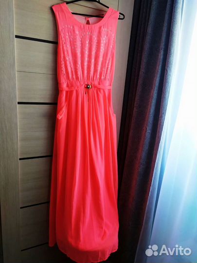 Вечернее платье