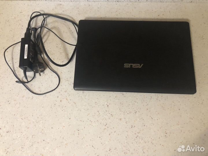 Ноутбук asus X55A