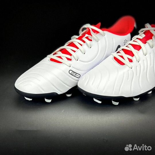 Бутсы оригинальные Nike Tiempo Legend 10 Club