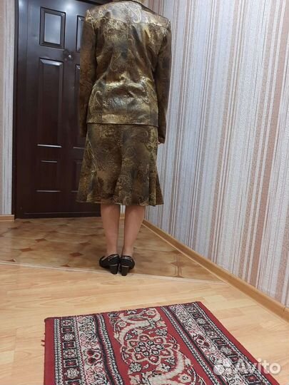 Костюм тройка