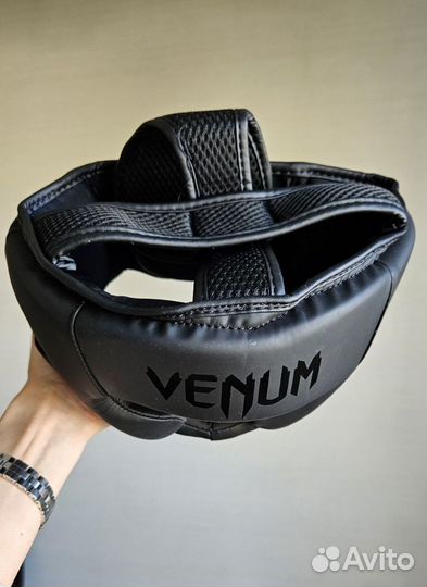 Боксерский шлем venum новый