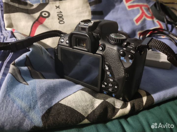 Canon eos 650d + canon 18-55 mm efs 3.5-5.6