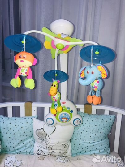 Детский мобиль в кроватку