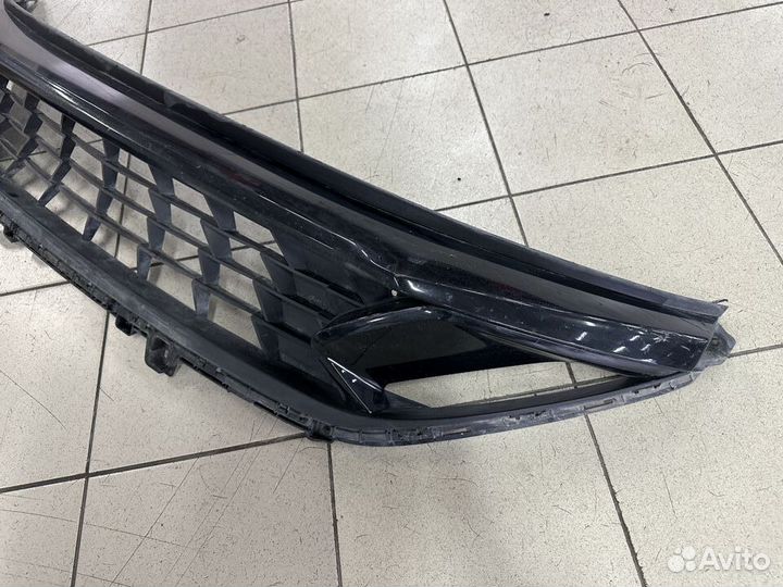 Решетка бампера нижняя Киа Церато Kia Cerato BD