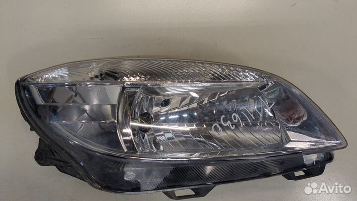 Фара (передняя) Skoda Fabia, 2011