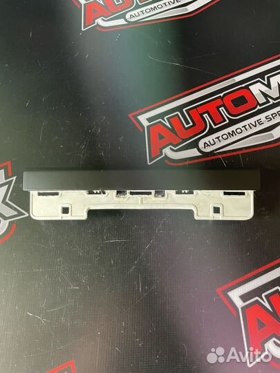 Дисплей парктроника передний Volkswagen Touareg 7L