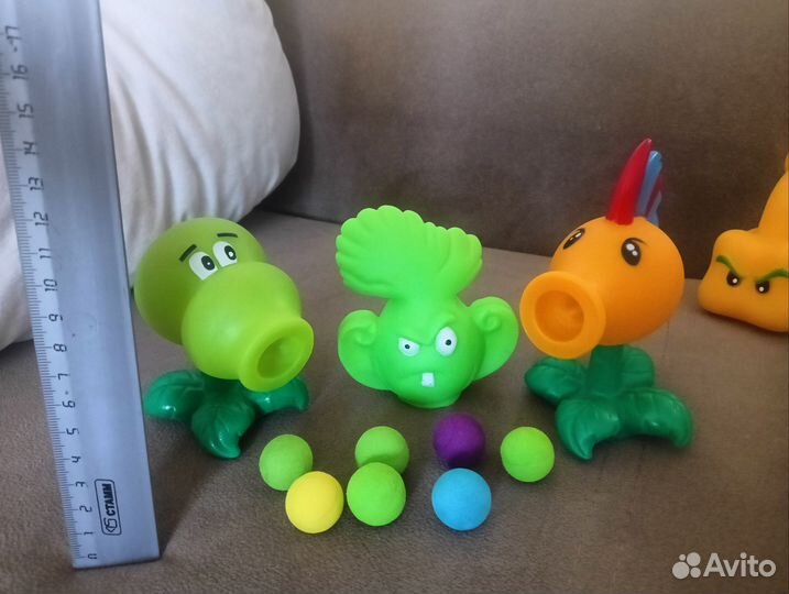 Детские игрушки Растения против зомби