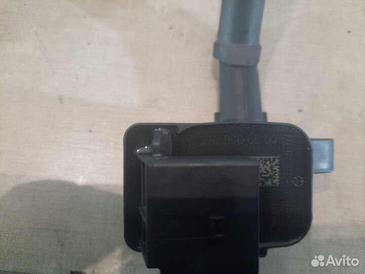 Катушка зажигания Mercedes Gla180 X156 270.910