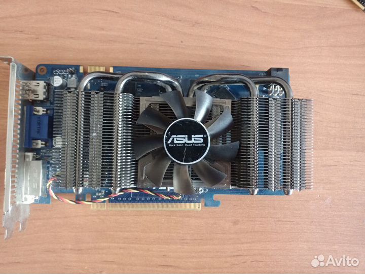 Бюджетная видеокарта Geforce GTS 250 1gb