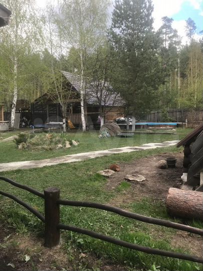 Коттедж 200 м² на участке 15 сот.