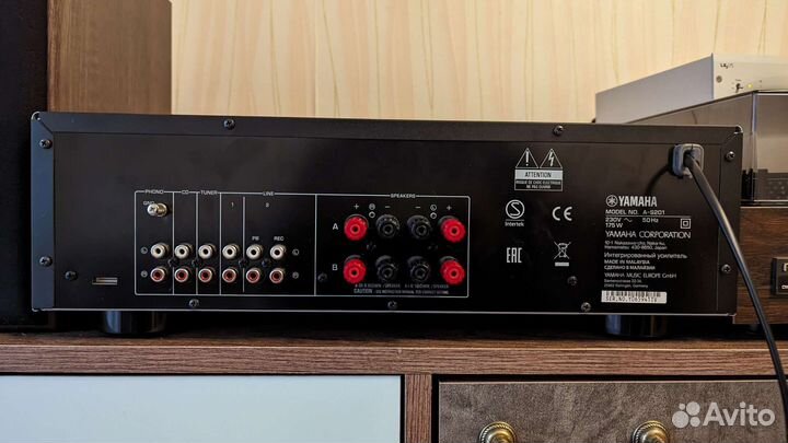 Усилитель Yamaha A-S201