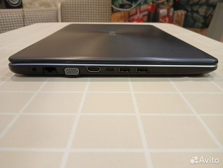 Ноутбук asus X542UF