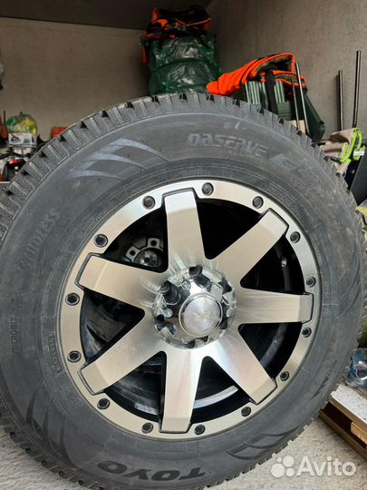 Зимние Шины toyo observe 265/65 R18 и диски R18