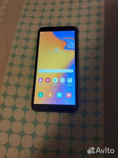 Телефон Samsung galaxyj4+