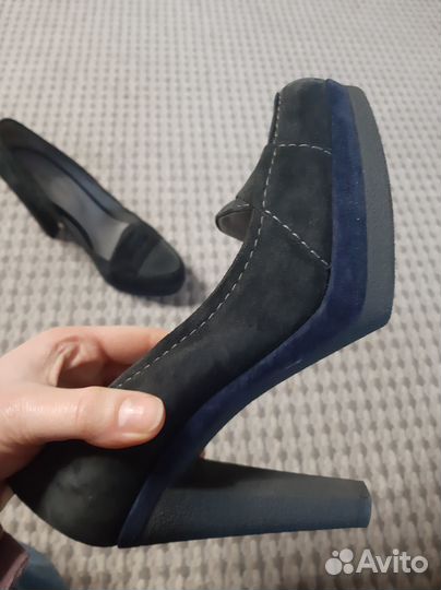 Женские туфли Sergio Rossi из натуральной замши