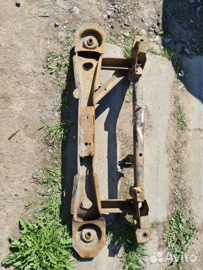 Подрамник задний Ford Focus 1 2001