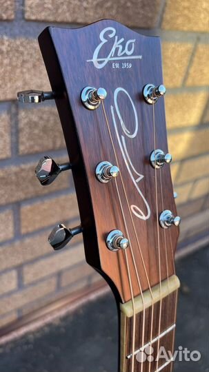 Гитара EKO массив Новая