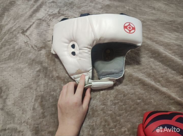 Боксерские перчатки