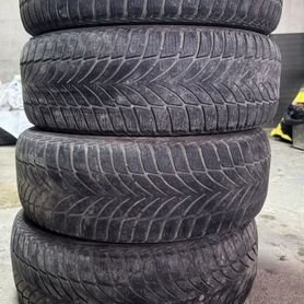 Goodyear UltraGrip Ice 2 195/60 R15