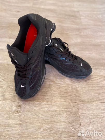 Кроссовки Nike shox