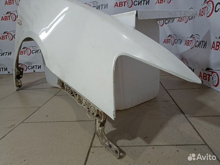 Крыло переднее правое Mitsubishi Lancer