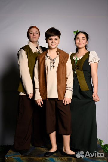 Сценический костюмы