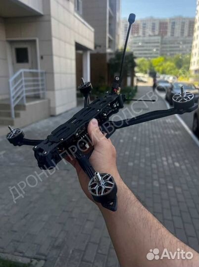 Квaдpoкoптеp FPV рiranha 7 и 10 