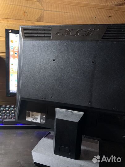Монитор Acer