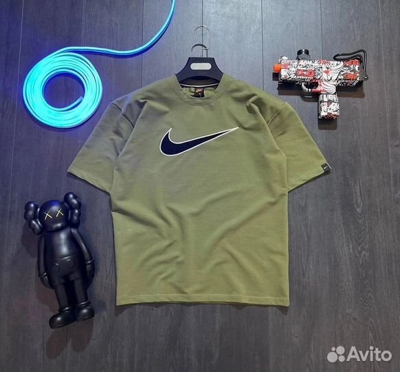 Летняя футболка Nike