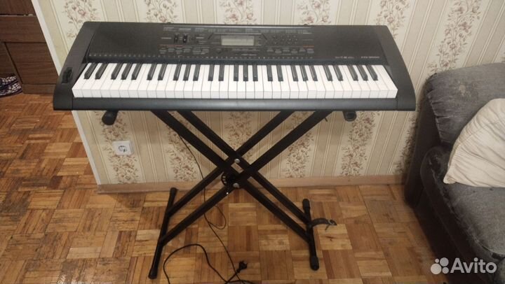 Синтезатор casio