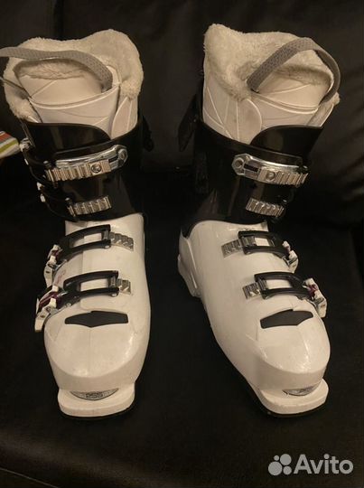 Горнолыжные ботинки женские 25