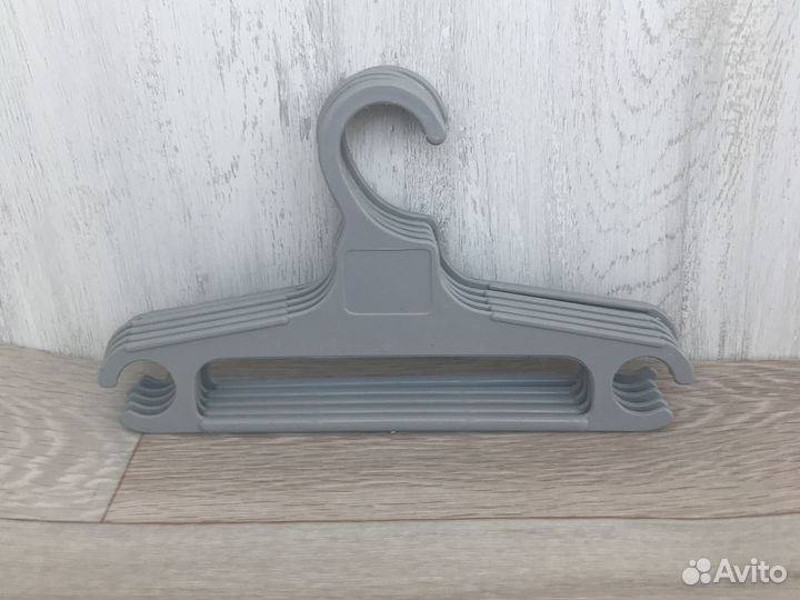 Плечики цветные для одежды