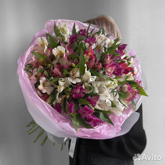 Букет из альстромерий