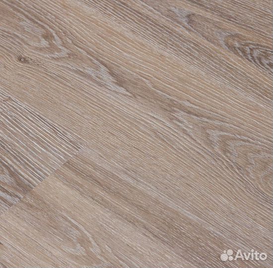 Ламинат SPC Дуб