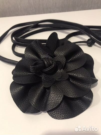 Ремень кожаный женский в форме розы