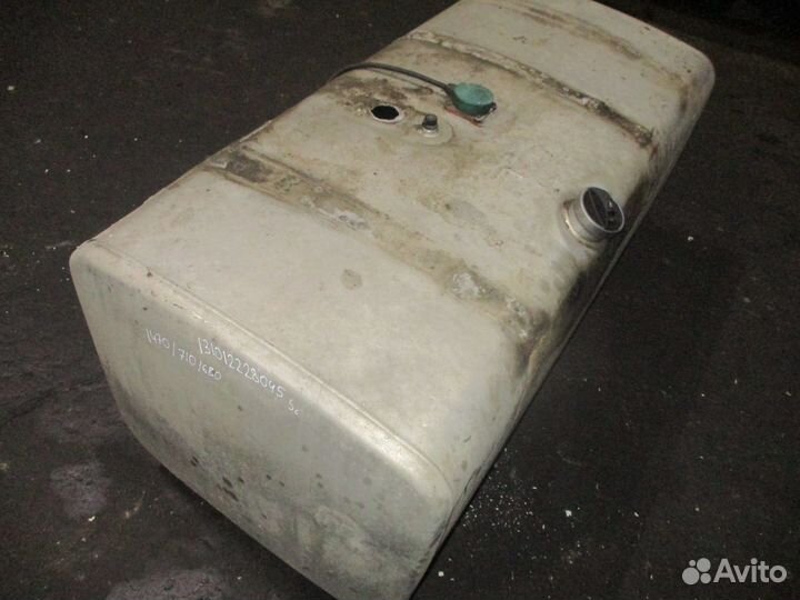 Топливный бак 600 л. Scania 1517308