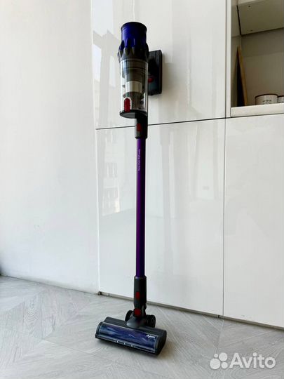 Беспроводной пылесос Dyson