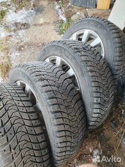 Michelin X-Ice 205/55 R16