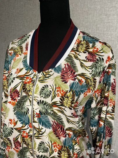 Бомбер stradivarius