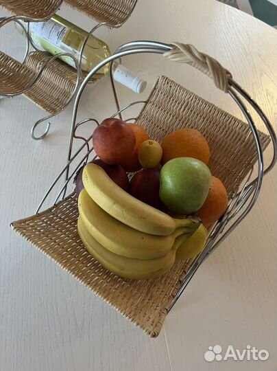 Фруктовница из натурального ротанга