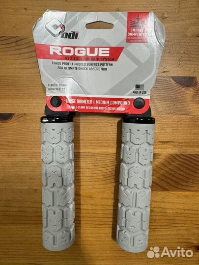Грипсы ODI rogue V2.1 lock-ON grips (135MM)