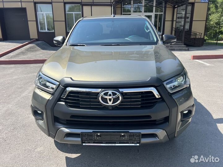 Toyota Hilux 2.8 AT, 2022, 1 км