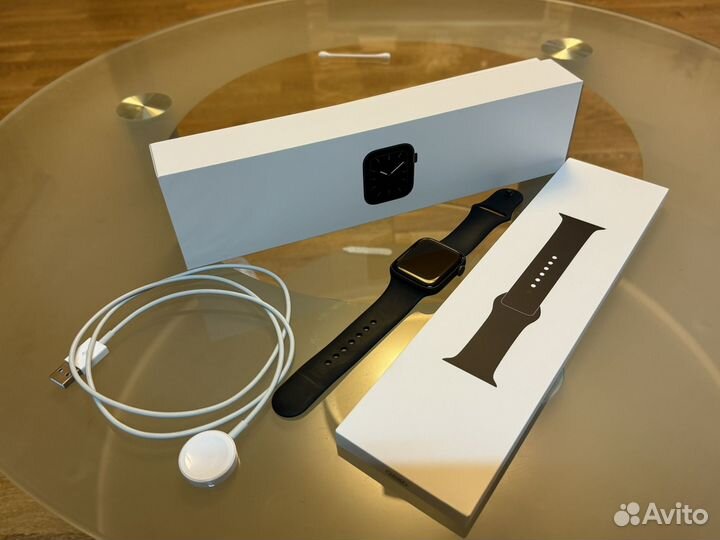Apple watch 5