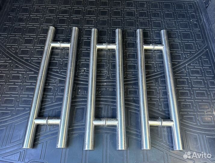 Дверная ручка