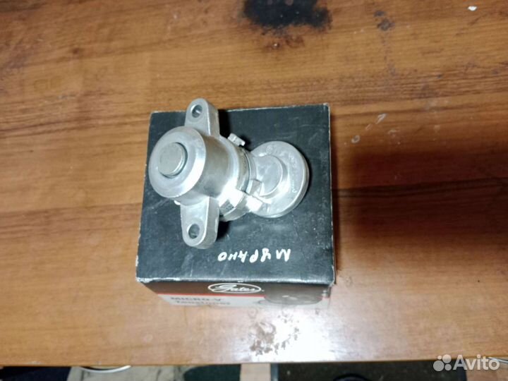 Ролик натяжителя ремня переводного Ниссан