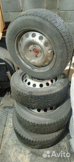 Шины 185 65 15 зимние с дисками 4 шт