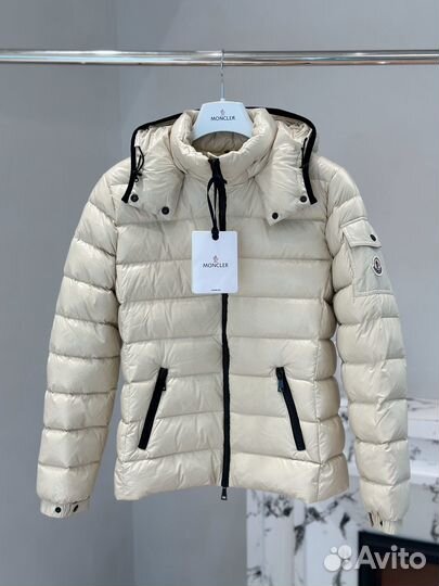 Пуховик Moncler